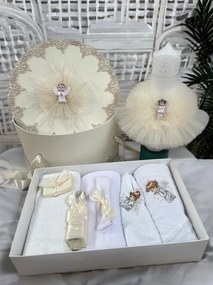 Set Botez Personalizat Trusou 8 piese in cutie rotunda + Lumanare - "Cu drag de la nasi" - Ingeras, Bej - SPB-99