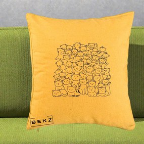 Perna Personalizata Many Cats Pattern Alb-Negru, 40x40 cm, Galben, Husa Detasabila, Perna Inclusa, BEKZ®