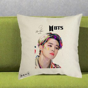 Perna Personalizata K-pop BTS Jimin Portret Artistic Multicolor cu Autograf, 40x40 cm, Ecru, Husa Detasabila, Perna Inclusa, BEKZ®