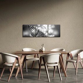 Tablou - Detailu cu fluture care polenizează floare (cu ceas) (90x30 cm)
