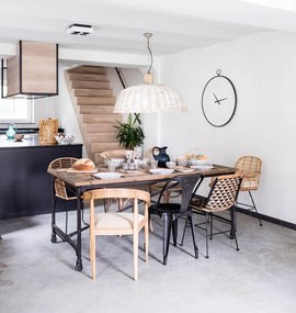 Masă de dining în stil industrial, din lemn masiv și metal, „Tapestry Small”
