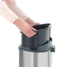 Cos de gunoi Brabantia Touch Bin New 650528, 40 L, Inchidere silentioasa si lina, Spate plat, Inox mat