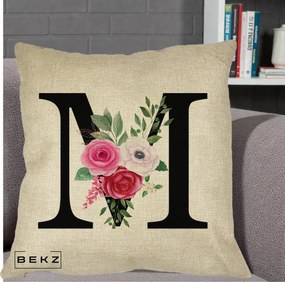 Cadou Personalizat - Perna Personalizata Monograma Florala Litera M cu Trandafiri si Anemona, 40x40 cm, Crem, Husa Detasabila, Perna Inclusa, BEKZ®