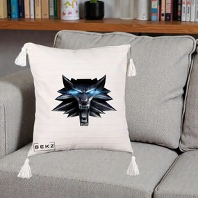 Perna Decorativa The Witcher Wolf Head, 40x40 cm, Bej cu Franjuri, Husa Detasabila, Perna Inclusa, BEKZ®