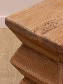 Piedestal sculptat manual din lemn vechi de pin, "Angularis"