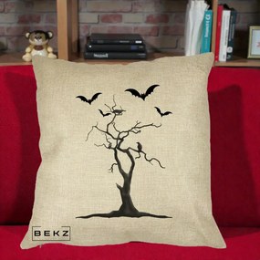 Perna Decorativa Halloween Copac cu Lilieci Alb-Negru, 40x40 cm, Crem, Husa Detasabila, Perna Inclusa, BEKZ®