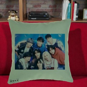 Perna Personalizata K-Pop Grup Foto Stele, 40x40 cm, Verde, Husa Detasabila, Perna Inclusa, BEKZ®