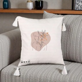 Perna Decorativa Femeie cu Flori Line Art Boho, 40x40 cm, Bej cu Franjuri, Husa Detasabila, Perna Inclusa, BEKZ®