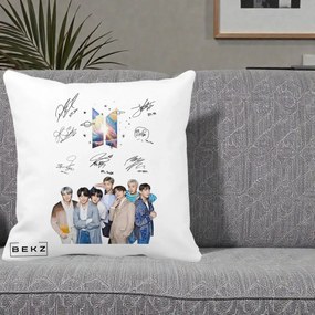 Perna Personalizata K-pop BTS Autografe Toti Membrii Fotografie, 40x40 cm, Alba Mata, Husa Detasabila, Perna Inclusa, BEKZ®