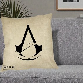 Perna Personalizata Assassin's Creed Minimalist, 40x40 cm, Crem, Husa Detasabila, Perna Inclusa, BEKZ®