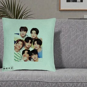 Perna Personalizata K-pop BTS Bangtan Boys Portret Grup Fanart, 40x40 cm, Verde Menta, Husa Detasabila, Perna Inclusa, BEKZ®
