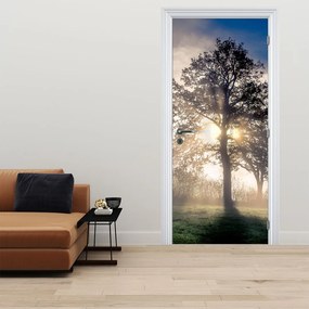 Fototapet pentru ușă - Copacul în ceață (95x205cm)