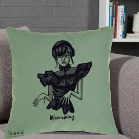 Perna Personalizata Wednesday Addams Dans Gotic, 40x40 cm, Verde, Husa Detasabila, Perna Inclusa, BEKZ®