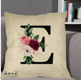 Cadou Personalizat - Perna Personalizata Monograma Florala Litera E, 40x40 cm, Crem, Husa Detasabila, Perna Inclusa, BEKZ®