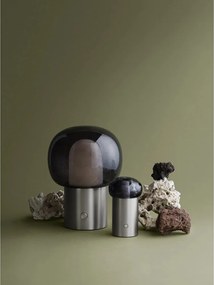 Veioză argintie LED din aluminiu cu abajur din sticlă (înălțime 32 cm) Iris – Blomus