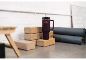 Termos violet cu pai din oțel inoxidabil 1,18 l Quencher H2.0 FlowState Tumbler Plum – Stanley