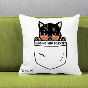 Perna Decorativa Judging You Silently Pisica Buzunar, 40x40 cm, Alba Mata, Husa Detasabila, Perna Inclusa, BEKZ®