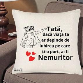 Cadou pentru Tata - Perna Personalizata Tata Nemuritor Supererou cu Masca, 40x40 cm, Crem Reliefat, Husa Detasabila, Perna Inclusa, BEKZ®