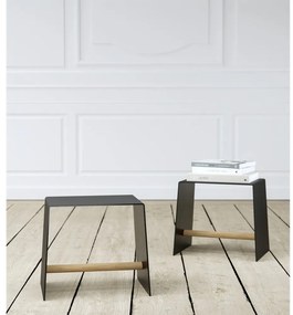 Scaun negru din metal Bull – LIND DNA