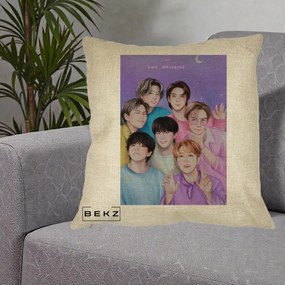 Perna Personalizata K-pop BTS Our Universe Fanart Violet Pastel, 40x40 cm, Crem, Husa Detasabila, Perna Inclusa, BEKZ®