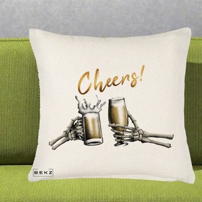 Perna Decorativa Halloween Cheers Schelete cu Bere, 40x40 cm, Crem Reliefat, Husa Detasabila, Perna Inclusa, BEKZ®