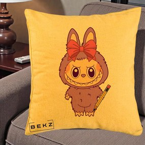 Perna Personalizata Labubu Mov cu Funda Rosie si Creion, 40x40 cm, Galben, Husa Detasabila, Perna Inclusa, BEKZ®