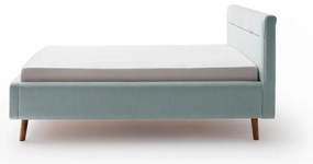 Pat matrimonial albastru deschis tapițat cu spațiu de depozitare cu somieră 140x200 cm Lotte – Meise Möbel