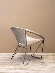 Fotoliu gri din piele de vacă cu structură din metal, „Arceau”