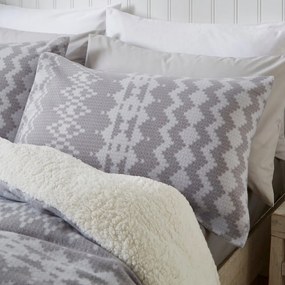 Lenjerie de pat din fleece gri 200x200 cm Alpine - Catherine Lansfield