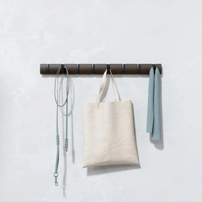 Cuier de perete maro închis din lemn de plop Flip – Umbra