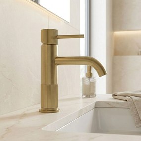 Baterie pentru baie Rea Lungo Stripe Brush Gold Low