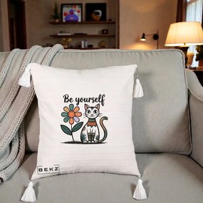 Perna Personalizata Be Yourself Pisica Folk, 40x40 cm, Bej cu Franjuri, Husa Detasabila, Perna Inclusa, BEKZ®