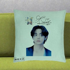 Perna Personalizata K-pop BTS V Taehyung Portret cu Autograf, 40x40 cm, Verde Menta, Husa Detasabila, Perna Inclusa, BEKZ®