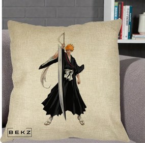 Perna Personalizata Bleach Ichigo Kurosaki Zangetsu, 40x40 cm, Crem, Husa Detasabila, Perna Inclusa, BEKZ®