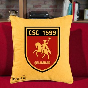 Perna Personalizata CSC 1599 Selimbar Fotbal, 40x40 cm, Galben, Husa Detasabila, Perna Inclusa, BEKZ®