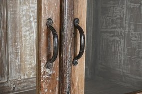 Vitrină din lemn reciclat cu uși din sticlă și rafturi, finisaj decapé, „Heritage"
