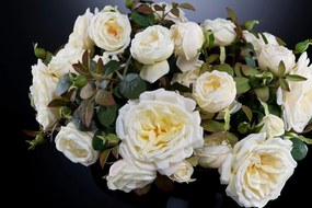 Aranjament floral CAMILLA ROSES WHITE