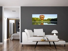 Tablou cu balon cu aer cald pe un lac (120x50 cm)