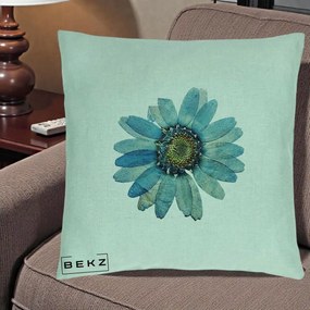 Perna Decorativa Floare Margareta Albastra Acuarela, 40x40 cm, Verde Menta, Husa Detasabila, Perna Inclusa, BEKZ®