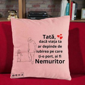 Cadou pentru Tata - Perna Personalizata Tata Nemuritor Joaca cu Mingea, 40x40 cm, Roz, Husa Detasabila, Perna Inclusa, BEKZ®