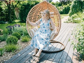 Scaun suspendat maro deschis TROPIKAL cu suport.