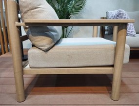 Set lounge exterior premium din aluminiu cu finisaj lemn, canapea, 2 fotolii și măsuță cu perne din olefină, „Cortina”