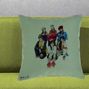 Perna Personalizata Grup K-pop Fete Streetwear Foto, 40x40 cm, Verde, Husa Detasabila, Perna Inclusa, BEKZ®