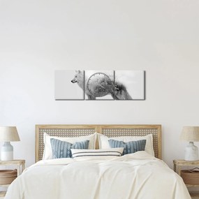 Tablou - Lupul arctic oglindit în peisajul sălbatic, alb-negru (cu ceas) (90x30 cm)