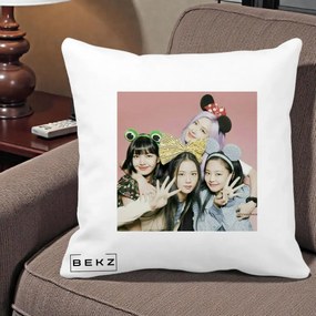 Perna Personalizata K-pop BLACKPINK Accesorii Haioase, 40x40 cm, Alba Mata, Husa Detasabila, Perna Inclusa, BEKZ®