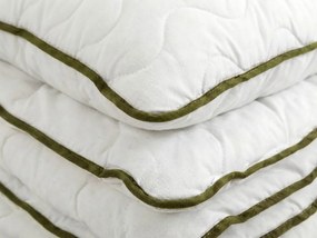 Pilota matlasata pentru tot anul 140x200 cm cu perna STELLA ALOE VERA 70x90 cm, alba