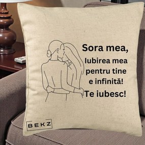 Cadou pentru Sora - Perna Personalizata Sora Mea Te Iubesc Imbratisare din Spate Line Art, 40x40 cm, Bej, Husa Detasabila, Perna Inclusa, BEKZ®