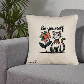 Perna Personalizata Be Yourself Pisica Folk, 40x40 cm, Bej Canapea, Husa Detasabila, Perna Inclusa, BEKZ®