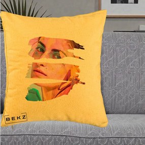 Perna Decorativa Portret Femeie Fragmentat Colorat, 40x40 cm, Galben, Husa Detasabila, Perna Inclusa, BEKZ®