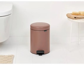 Cos de gunoi cu pedala Brabantia NewIcon 1008841, 5 L, Inchidere lina, Baza antiderapanta, Finisaj satinat, Maro